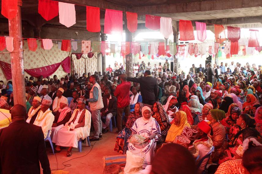 En visite à Bimbini, le Président AZALI réaffirme son objectif 